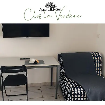 Hotel Le Clos La Verdiere 2*